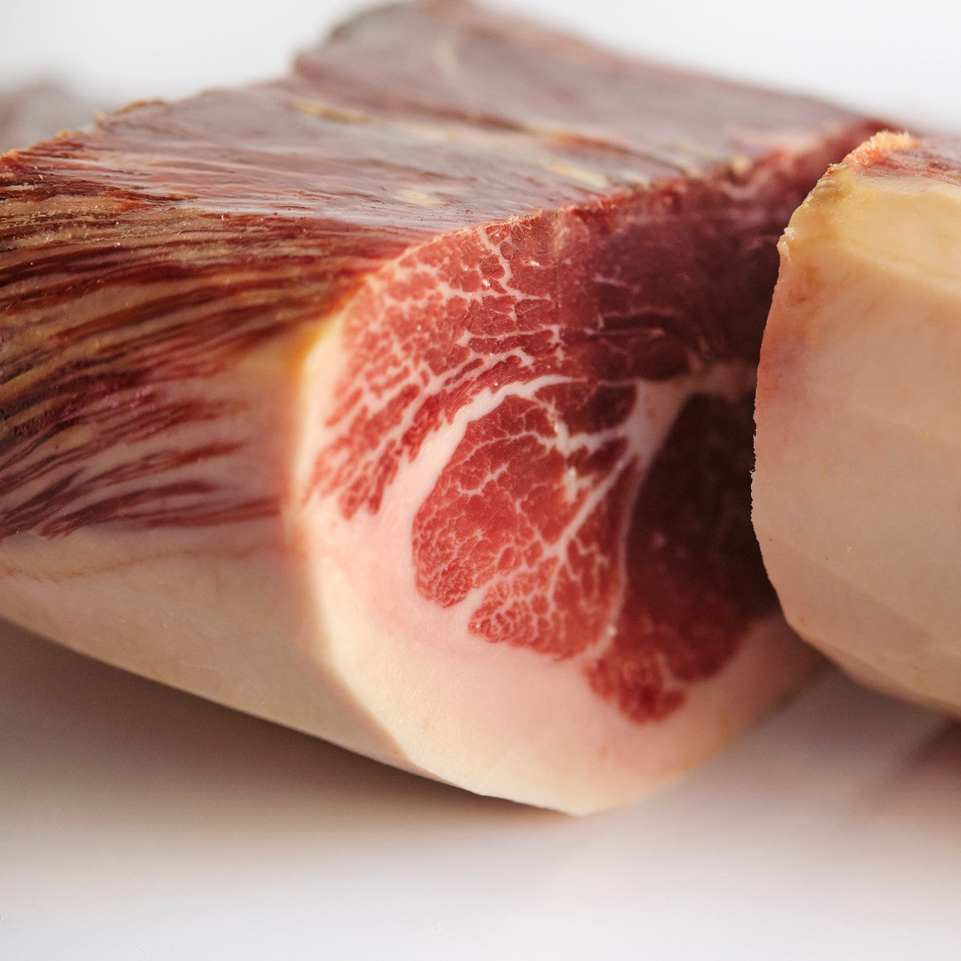Jamon Bellota 100% Iberico (Pata Negra) ontbeend