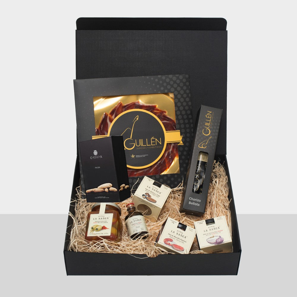 Spaans borrelpakket met handgesneden Jamon Iberico &amp; delicatessen
